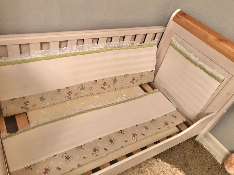 Бортики на кроватку