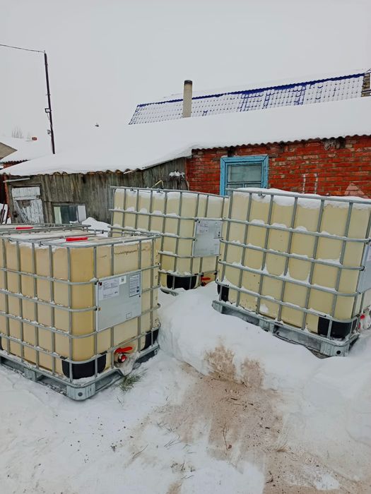 Емкость Еврокуб Бочка Продам. 1000 литров. Под Техводу ,Бензин или Д