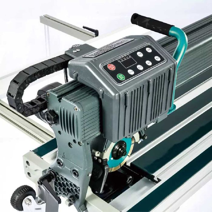 Автоматична машина за рязане TCSA1200