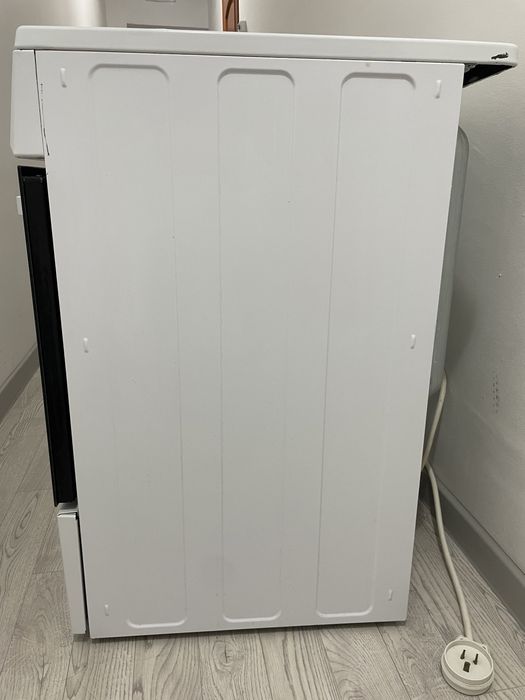 Электроплиту продам