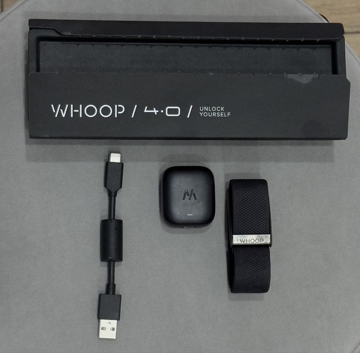 Продам WHOOP 4.0