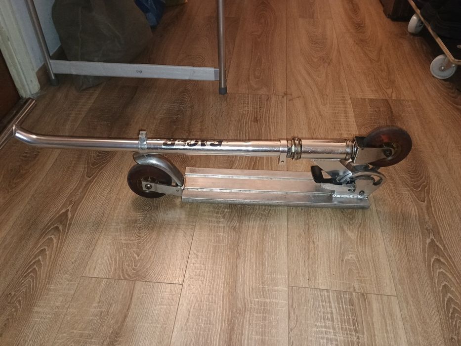 Trotineta aluminiu