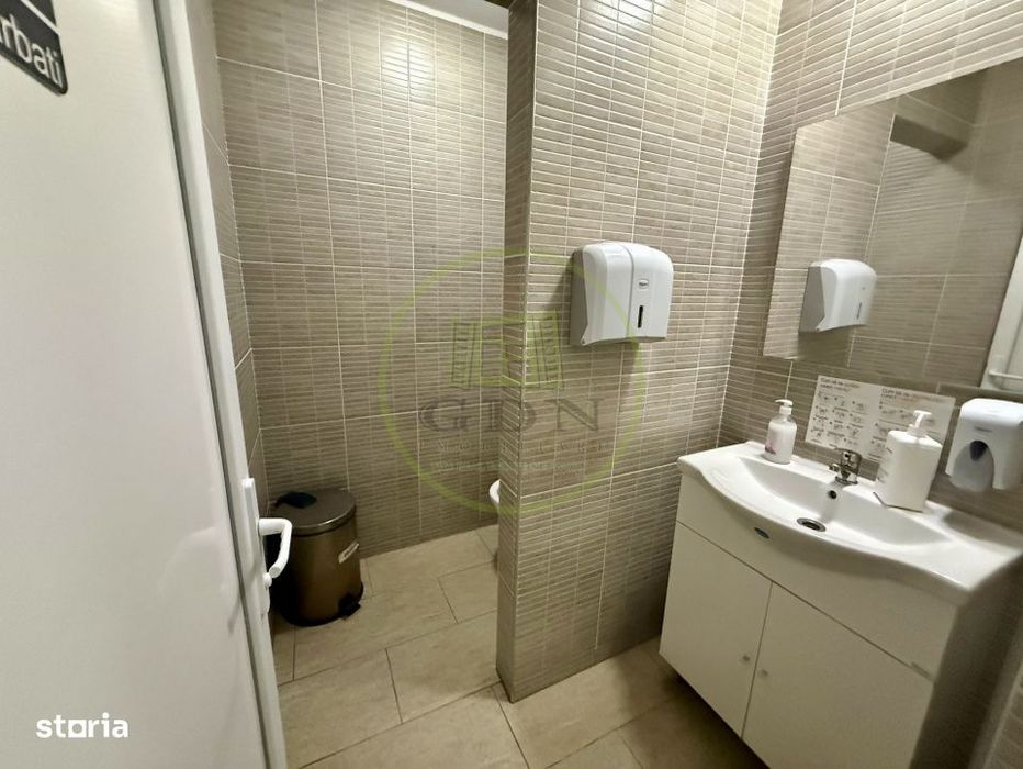 Spatiu comercial, 861.29 mp, Central, zona Ramada