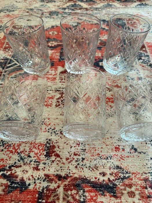 Стаканы хруствльные для воды