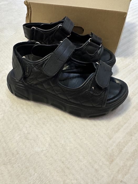 Босоножки детские 33 размер