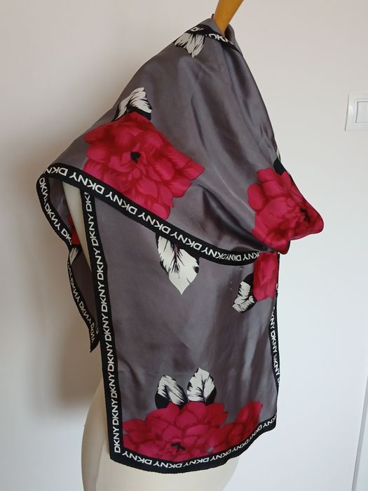 Копринени шалове DKNY - 5бр.