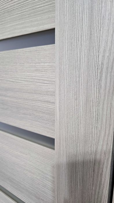 Двери межкомнатные Б/У