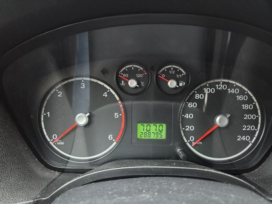 Vând Ford Focus 2006