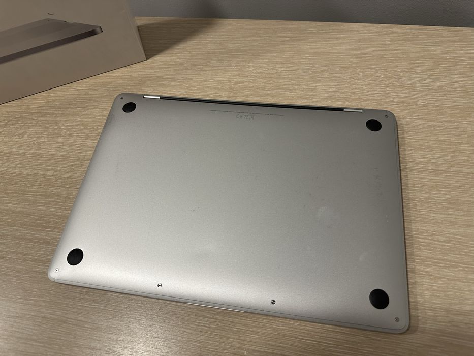 Ноутбук MacBook Pro 2019 Core i5 8GB 256GB Silver