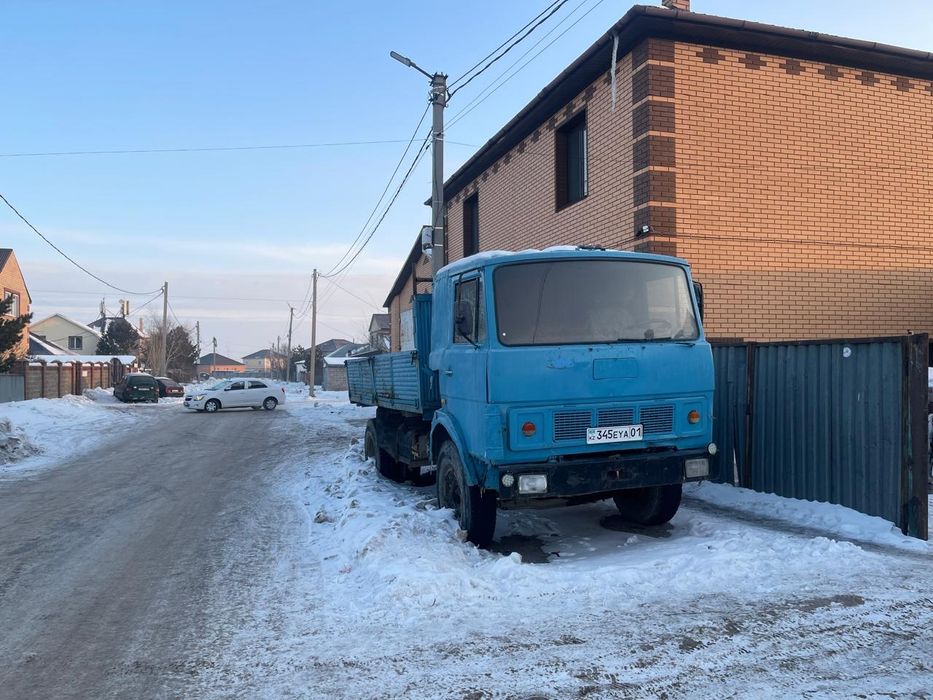 Продам МАЗ самосвал