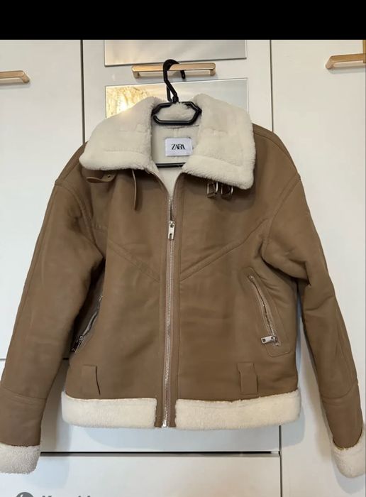 Дубленка. Женская  Zara