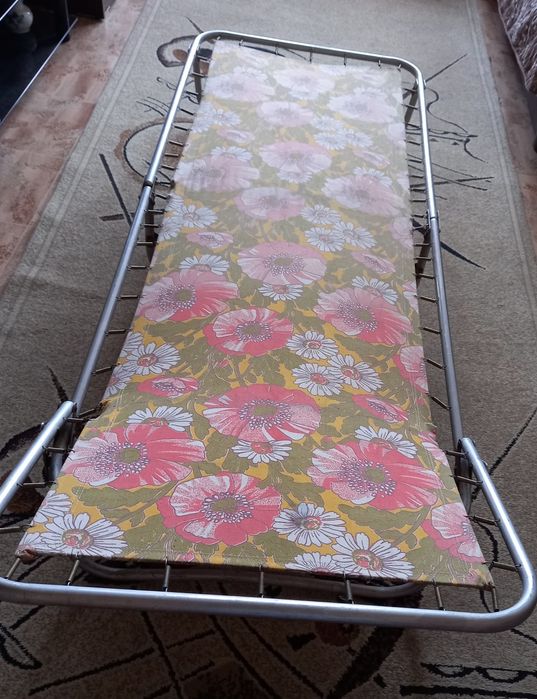 Продаю советскую раскладушку