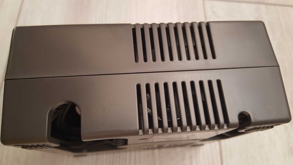 Нов Peugeot-Citroen компресор за гуми 12V-15А-180W