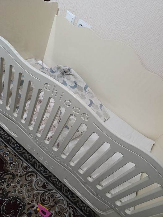 Bolalar uchun karavot