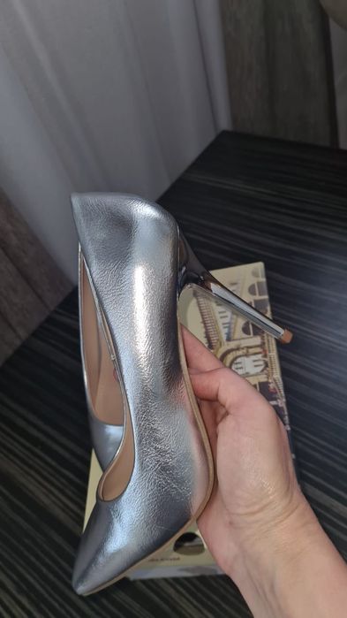 Продам туфли женские не каблуке