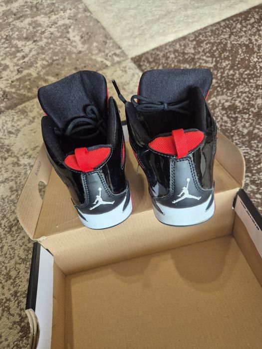 Adidași Nike Jordan
