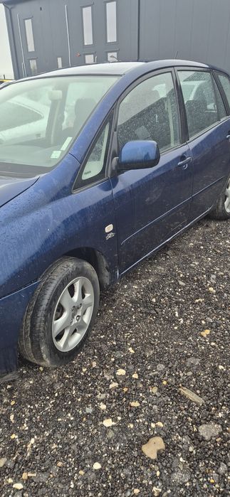 Тойота корола версо 2.0 D4D 90hp