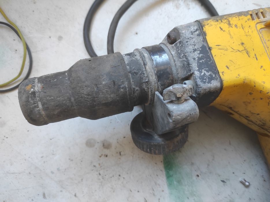 Перфоратор DeWalt DW540 SDS max