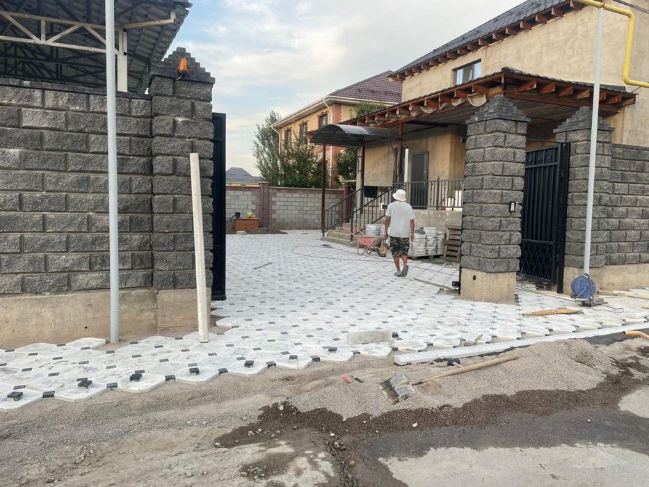 Укладка брусчатки и поребриков