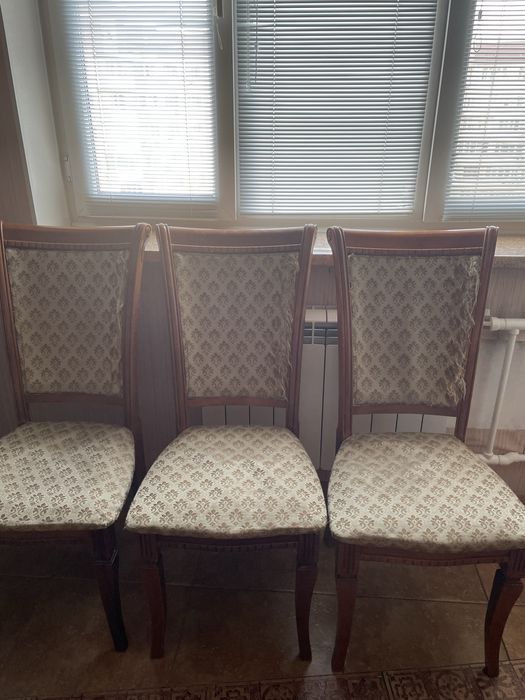 Продам 6 стульев