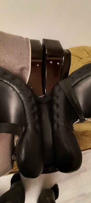 Vând sa călărie 17.5 .