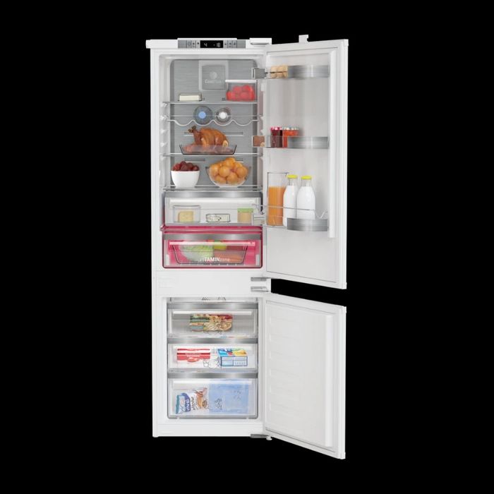 Нов инверторен хладилник с фризер Grundig GKNI 25740 N 177 см