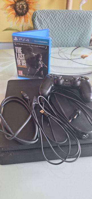 Playstation 4 Slim 1-TB