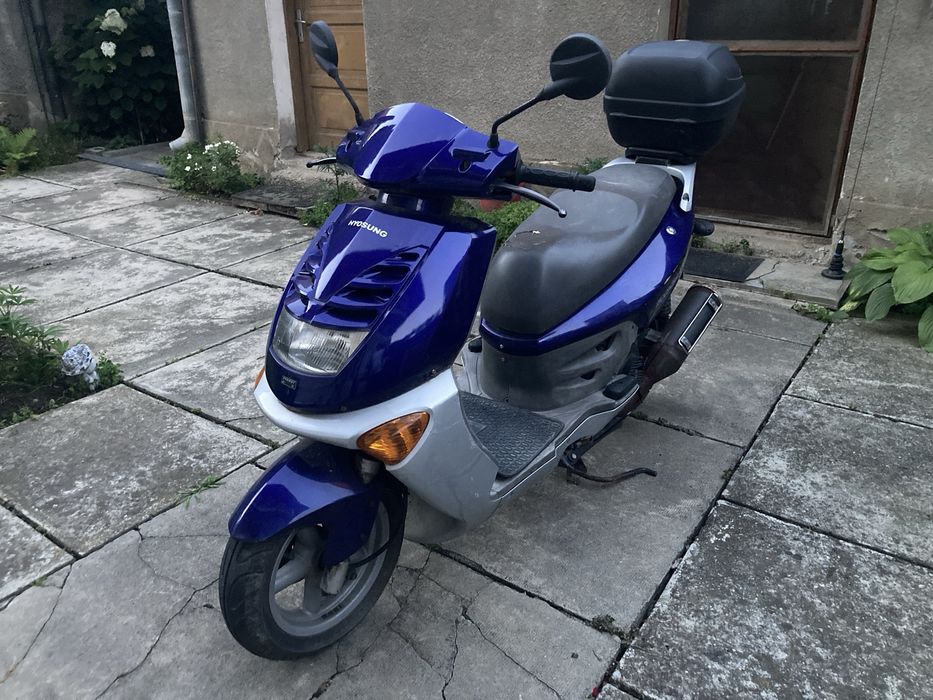 Scuter  125 cmc Hyosung Boomer