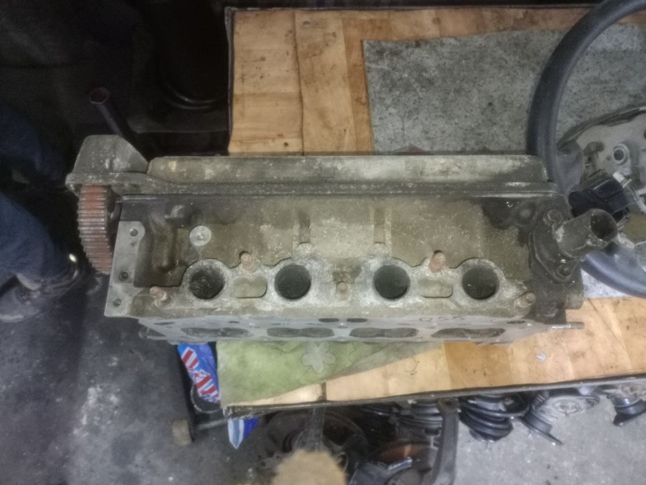 Продам ГБЦ Toyota