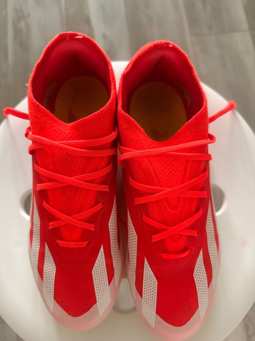 Футболни обувки Адидас