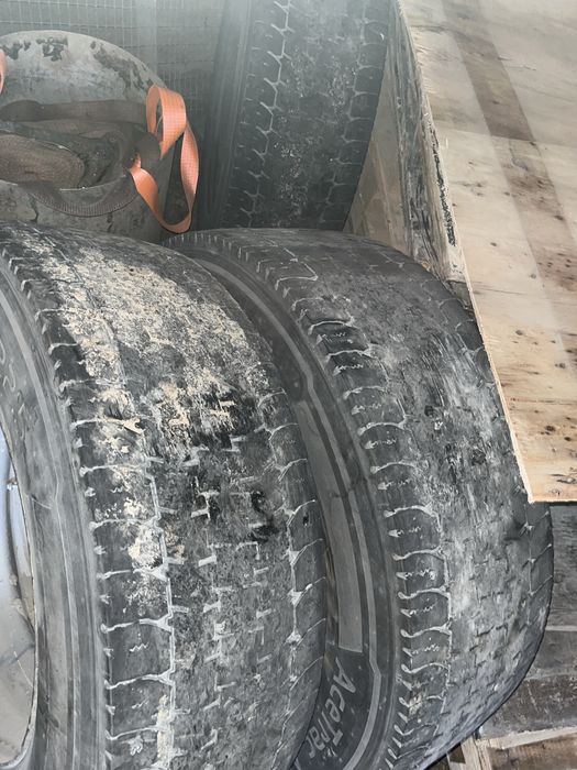 Продам балоны прицепные и ведущий