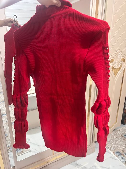 Блузи 2броя нови