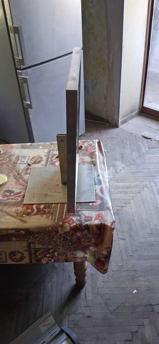 Огледало в магазин за обувки