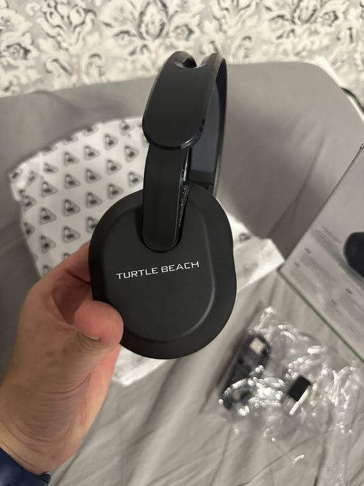 Casti gaming wireless Turtle Beach Stealth 500 noi compatibile cu Xbox, PC, telefon
