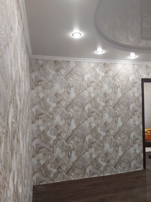 Поклейка обоев 800тгм²