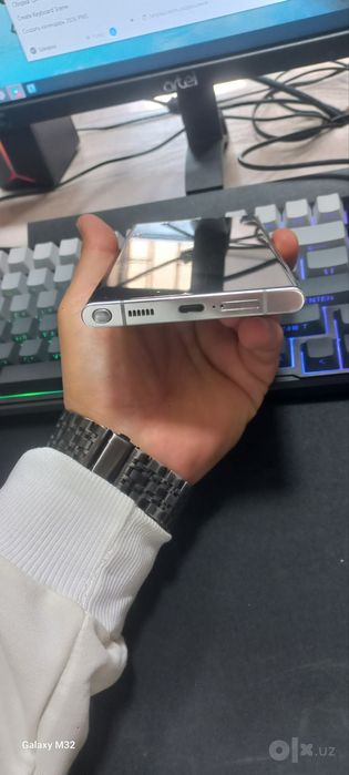 Samsung S22 ultra 12/256 5G 1 simkartali uzimei oʻtgan