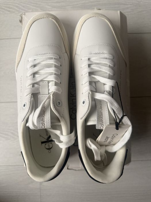 Продам кроссовки Calvin Klein