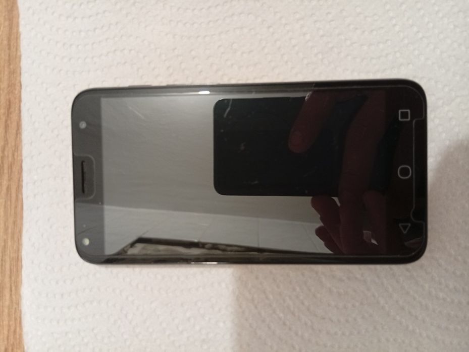 Vând Alcatel pixi 4