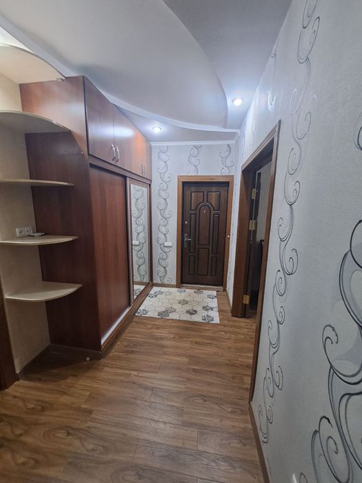 Юнусабад-9  3/3/5  улучшенная планировка  с ремонтом