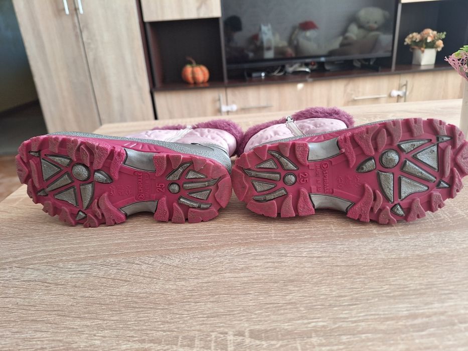 Детски ботуши - 25 номер