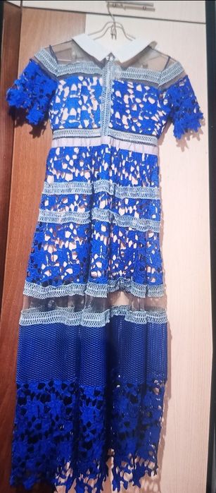 Продам женские платье