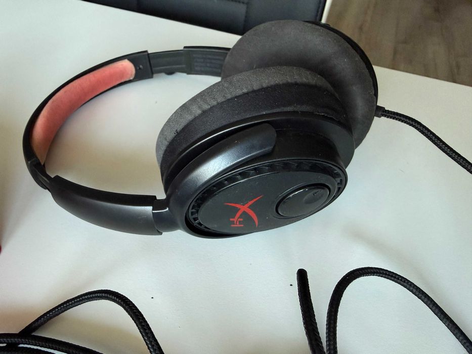 Casti Hyperx Cloud Drone