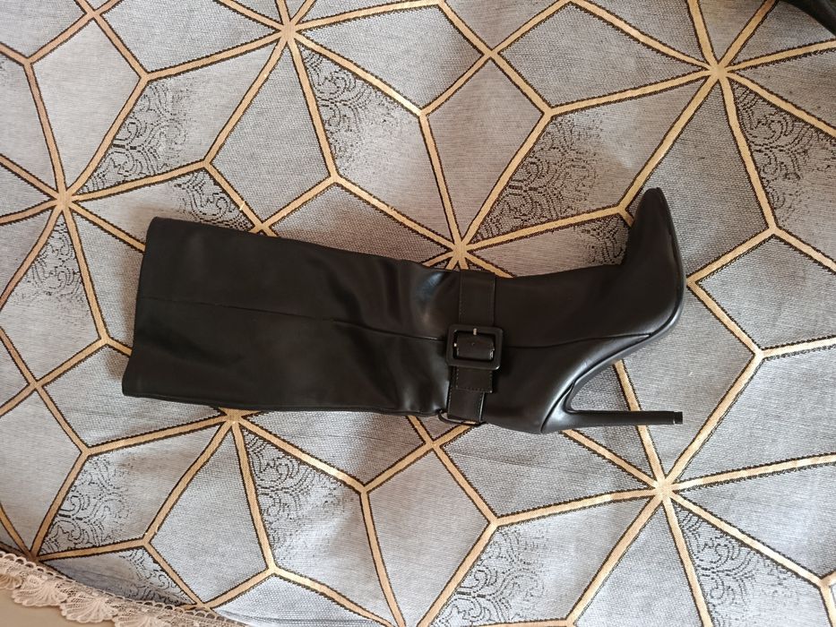 Продам сапоги, новый 36 размер