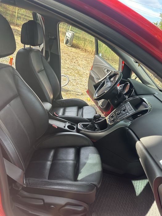 OPEL ASTRA J 2014 1.4turbo