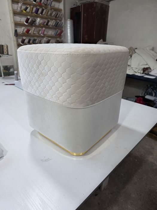 Качественные пуфики в наличии и на заказ