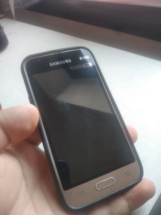 Samsung j1 mini yaxshi