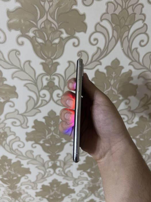 Iphone xs 64bg 75yomist