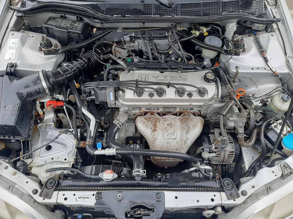 Honda accord 1.8i LS