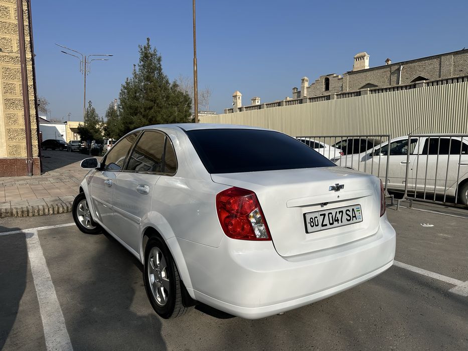 Jentra avtomobili zoʻr