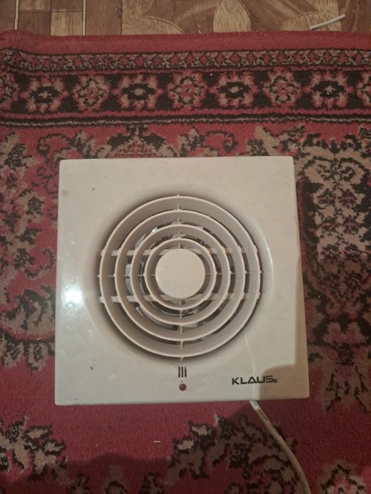 Вытяжка продаётся